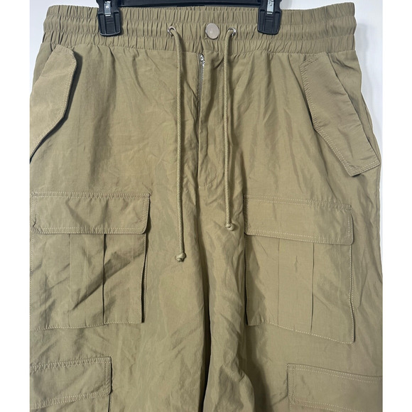 Lovers + Friends Issa Cargo Pants Army Green M Baggy 100% Nylon Jogger D4 - Picture 2 of 7
